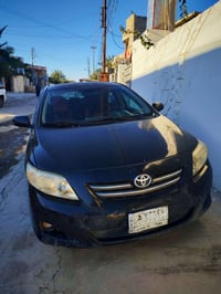 للبيع سيارة كورلا 2010 خليجي سعر ١٠٠ ورقة وبي مجال تفاصيل السيارة خابر...