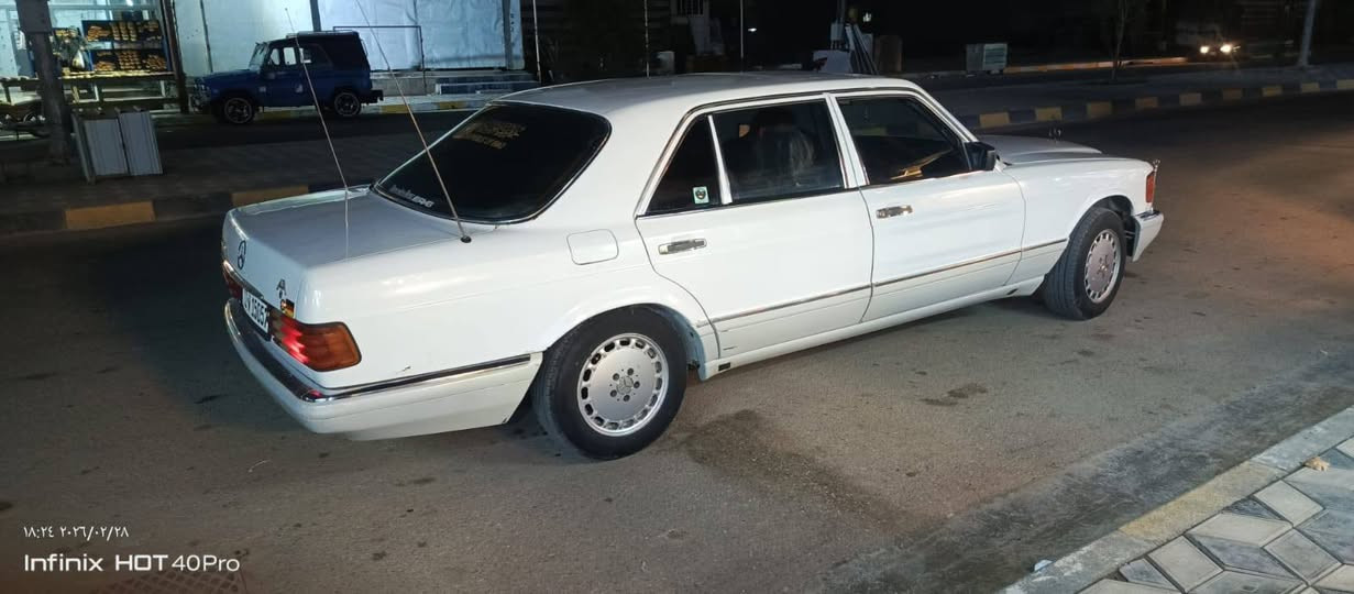 *للبيع مرسيدس 300 رئاسي*

*المواصفات:*
- موديل: 1988
- رقم: بغداد
- مشروع وطني
- سنوية لل 2027
- شرط تتكاتب مع المالك الشرعي
- كير، محرك، سبير كهربائيات، دواخل: شرط شركة
- تخم تاير جديد
- حدادية نظيفة مع دبلات وباقي ما يتعلق بالحدادية الامامي والخلفي جبتهن بالجنطه الشراي اذا يريد يشدهن 
- سنتر لك
- السيارة تعجب الشراي
- كتلوكات السيارة موجودة

*المكان:* واسط، صويرة

*السعر:* 65 وبيها مجال

*للاستفسار:* ***********
