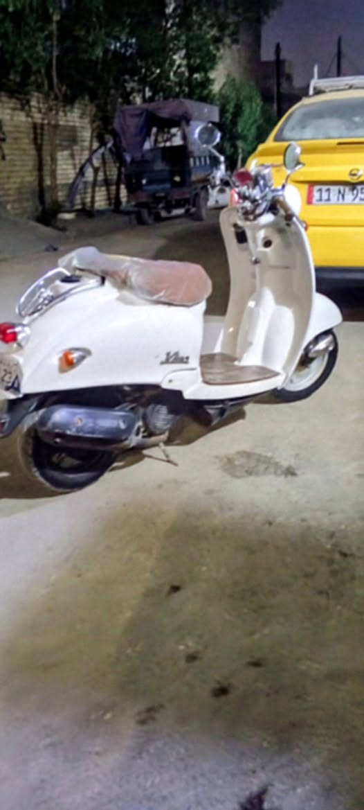 سلام عليكم دراجة عبد الحليم نظيف دراجة نثيه حلوه مكينه رمبه كل كهربائيّة شغاله دراجة ياباني جديده السعر خاص الرقم ***********واتساب
