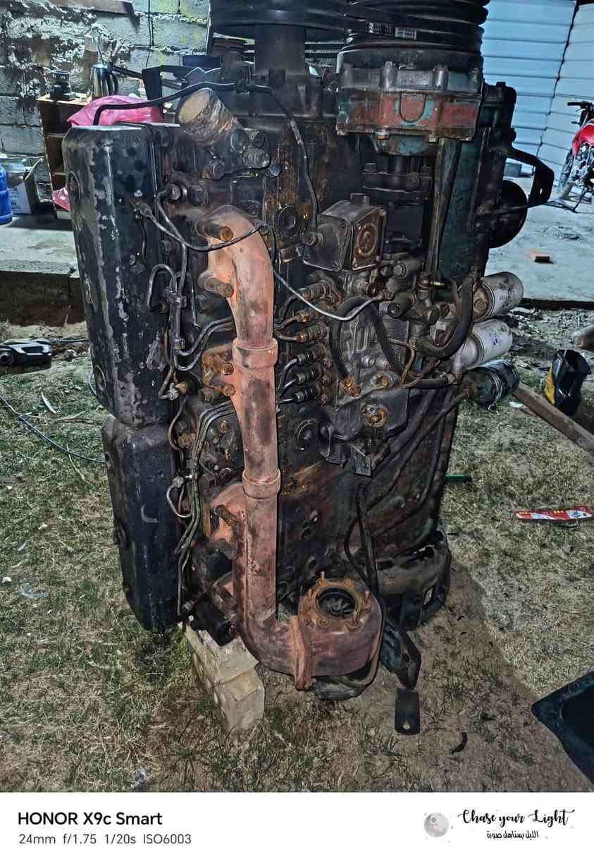 اسكانيا 113 للبيع فاره يطق
بم 88مكينه بوش بستم رنك مجفت جديد 
كرنك سايز  10/20
مكانه فلوجه 
سعره 18 ورقه
***********
