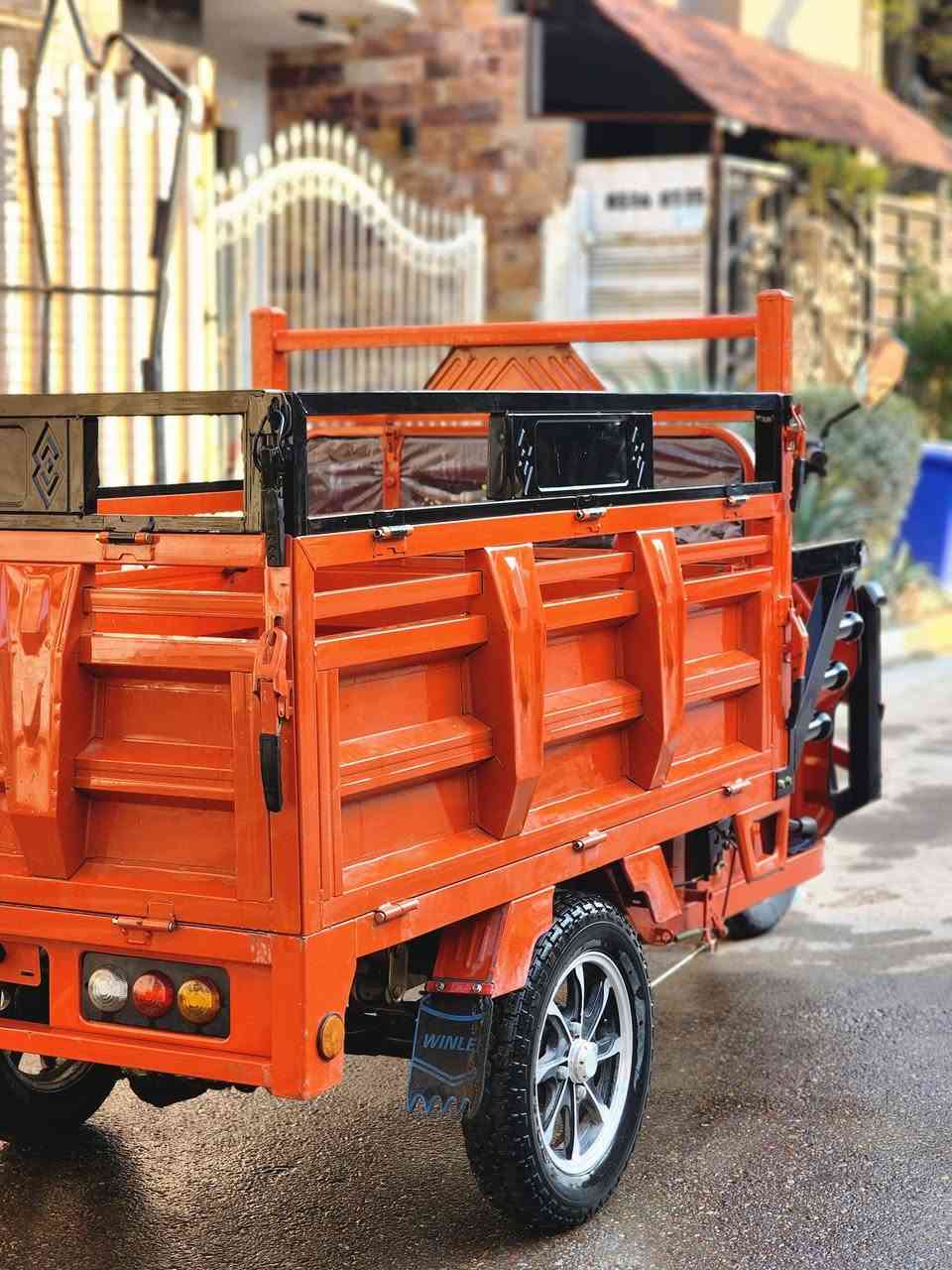 سلام عليكم ستوتا شحن موديل2025جديده استعمال قليل 6بطاريات كبار جدد السعر مليون و300 رقم *********** واتساب اتصال
