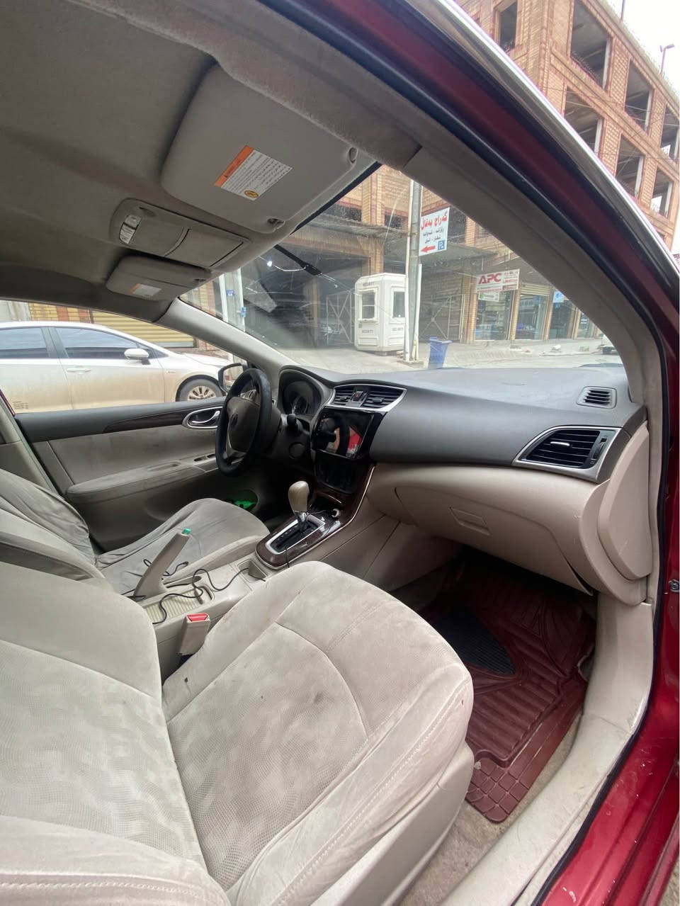 نيسان سينترا ٢٠١٣ خليجي بة سبوخ عام ئةيفروشم رةقةم *********** سيارةكة لة هةوليرة 82 مجال Singapore
