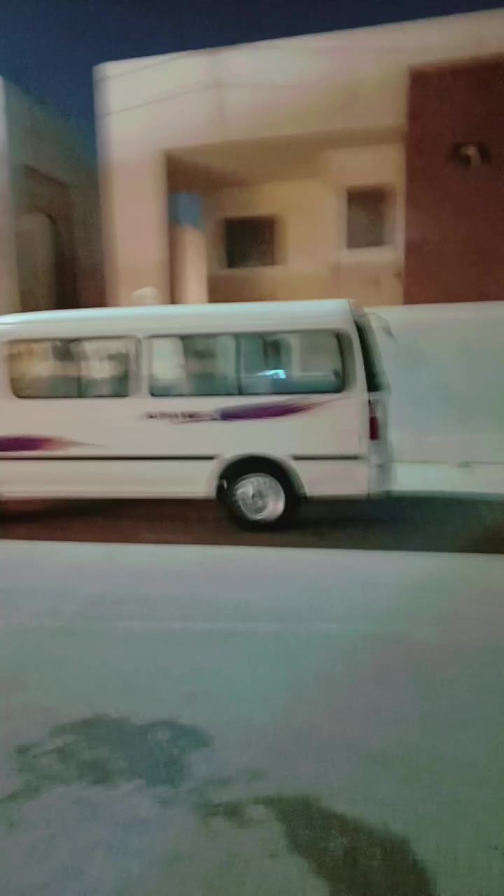 فوتون٢٠١٥  للبيع ابيع مصلاويه سياره وصل خط وبحث جاهزه علا آخر حبايه سياره كفاله عامه من صبغ وضربه دوشمه عامه  يم الجنابات تخم تاير حداديه مكان السياره بلنجف الشراي يتصل ***********
