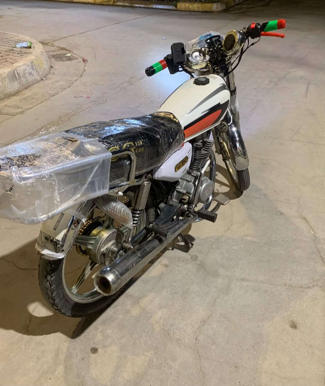 سلام عليكم أيراني جني لا صرف ولا بخار 5 كير سلف كهربائيات شغال كامل سلف واحد يشتغل نضافه ١٠٠/١٠٠ أي عيب مابيها سعره 325 وبيها مجال علق أدخلك خاص …✨


**إذا كنت صاحب هذا الإعلان وتريد حذفه لأي سبب، رجاءا أرسل رسالة إلى الدعم الفني**