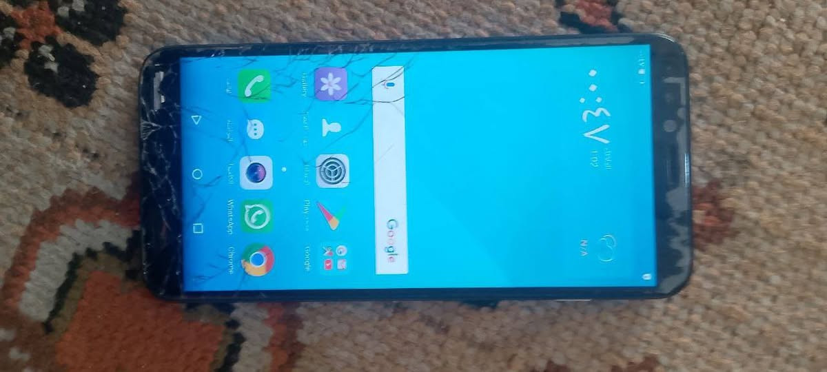 سلام عليكم جهاز Gionee S11 Lite للبيع سعره 25 وبي 5مجال حك الجيه مكاني بغداد العبيدي *********** بغداد, العراق
