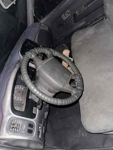 السلام عليكم بيك أب نيسان شبوط مزاد 2003 مكينه ستوه مجفته جديده تخم تاير السياره مصبوغه جماليه شاصي مكفول السعر 45 وبيه مجال قليل للاستفسار اتصل ***********
