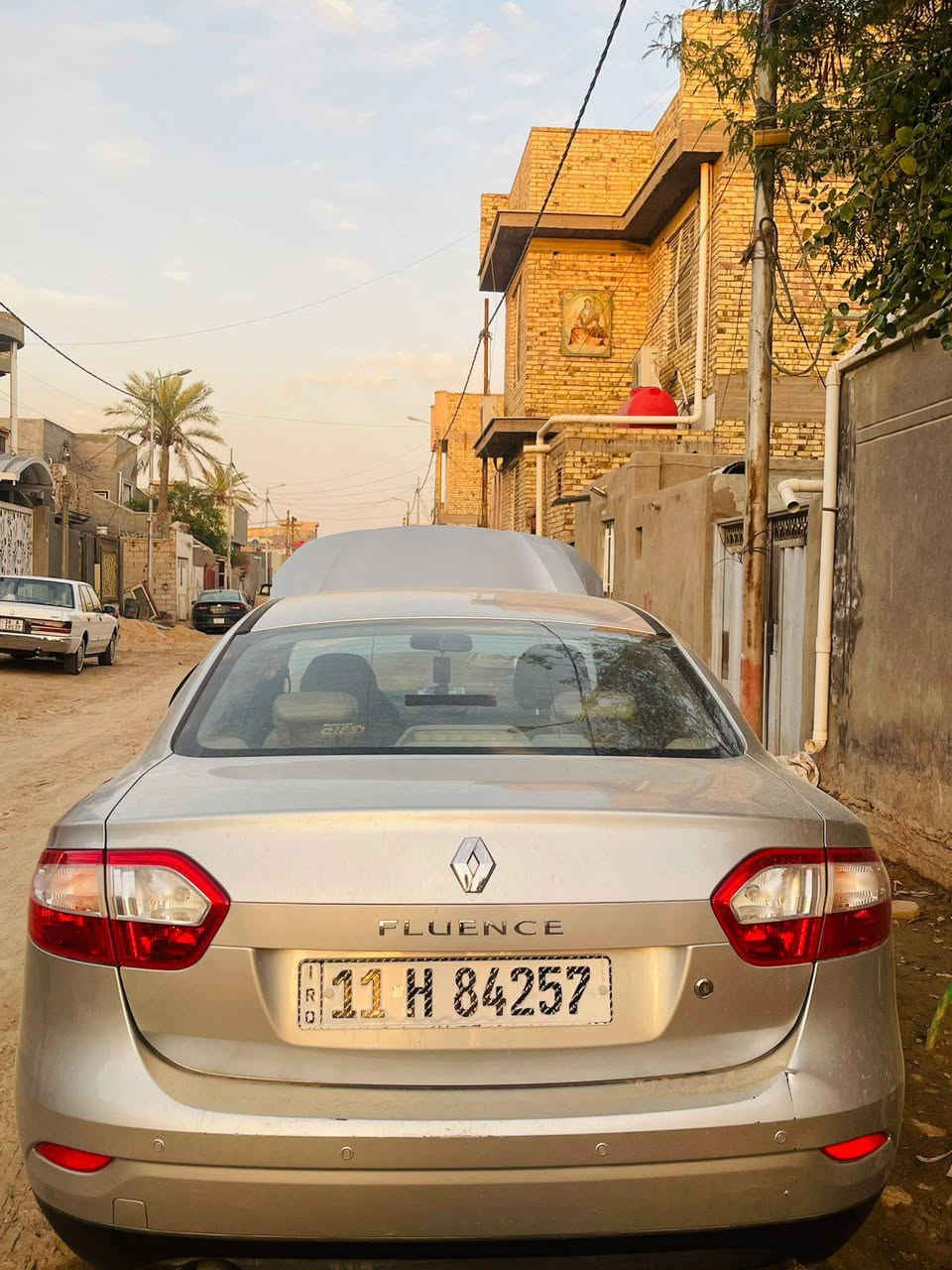 سلام عليكم فلونس 2016 كير اتوماتيكي مجهز براديتر تبريد دهن مسوي اني  استلام شركة باسمي ماشية 93 الف السعر 80 ورقة  
الاتصال على الارقام 
***********
***********
