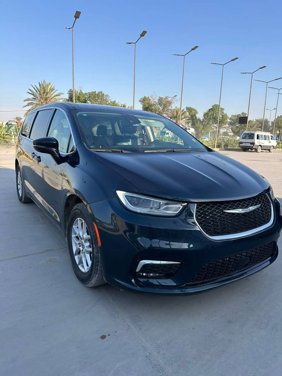 سلام عليكم دخول جديد
بيع او مراوس حسب القناعة
2023  كرايسلر باسفيكا بانزين 
اللون ازرق (غير محدد)
الضرر ؛؛  سرقة دواخل بجم كبس صبغ من امريكا باب وجاملغ خلفي وهنا صبغت البنيد بسبب خسفه زغيره
 
بدون لوحات تترقم كل المحافضات 
ماشيه 36 الف ميل 
1-كامرات خلفيه دواره
2- هندبريك بصمة 
3- تشغيل عن بعد 
4- هيترات بالكشنات 
5- رادر جانبي 
6- بيبان كهرباء ( تحكم ريمونت ) 
7- صندوق كهرباء شفط 
8- رادار امامي خلفي 
9- كشنات VIP منفصل
10- مانع انزلاق 
11- نظام ستوب بارك 
12- لايت لدالشكل الجديد 
13- تنبيه الخروج المسار 
14- شاشة كبيرة كاربلاي 
15- تبريد مركزي ثلاثة قطع 
16- تدفئه كراسي وستيرن
17- تحكم استيرن فول 
18- بردات داخلية 
19- اشاير بالمري 
20 -محرك 6 سلندر 3600 
21- كير ماوس 
22- نقطه عمياء 
23 - كشن كهرباء + خزن 
مكان السياره بغداد الشعلة ام نجم شارع 20
       ☎️ ***********
