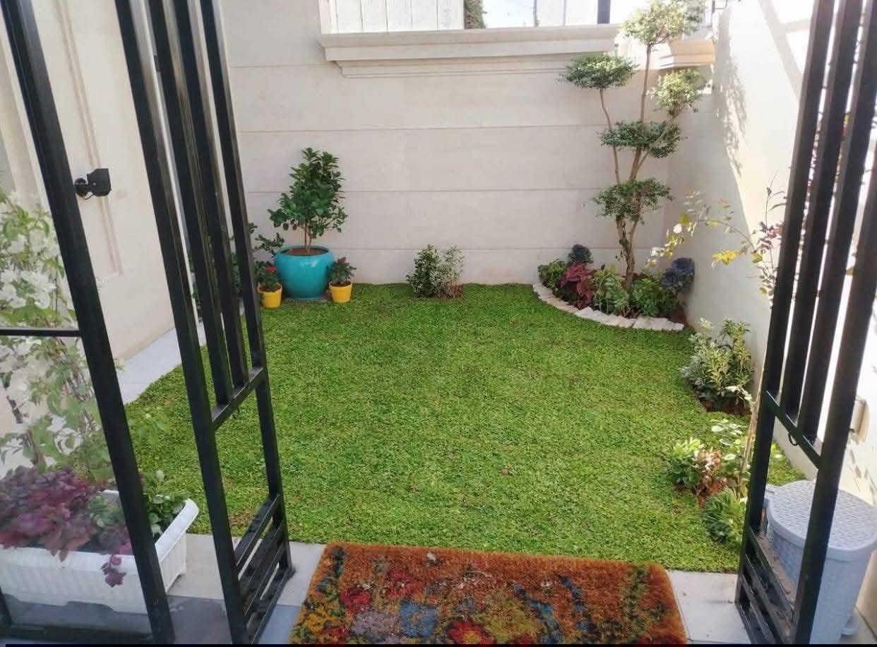 يالله السلام عليكم 
متوفر حدقجي يشتغل جميع مناطق سليمانيه وبأنسب الأسعار 
زراعه ثيل بكافه أنواعه وتقليم الاشجار بكافة انواعها للاتصال *********** وتساب 
الصور جزء من عملي
