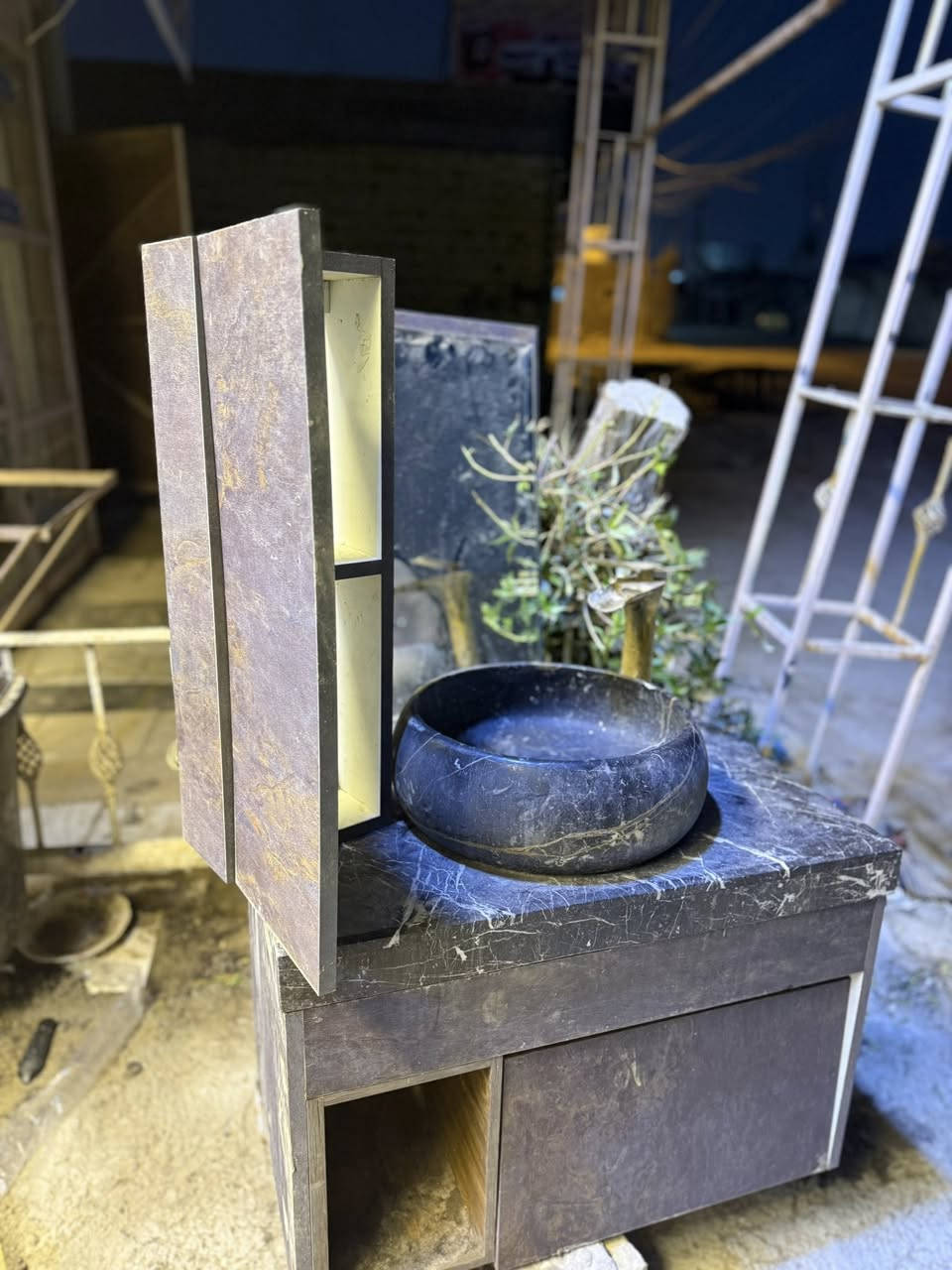 سلام عليكم مغسله كامله للبيع الرقم صاحب المغسله ***********
