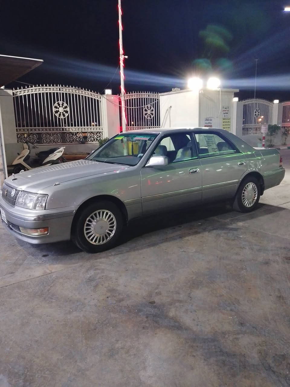 راس الثور فلات سياره جديده مال جناي كفاله من الكص والنقل والضربه مكينه كير تبريد  حداده تخم تاير دواخل بجيس سنويه لل 30 رقم انكليزي سعرها 108 وبيها مجال قليل


**إذا كنت صاحب هذا الإعلان وتريد حذفه لأي سبب، رجاءا أرسل رسالة إلى الدعم الفني**