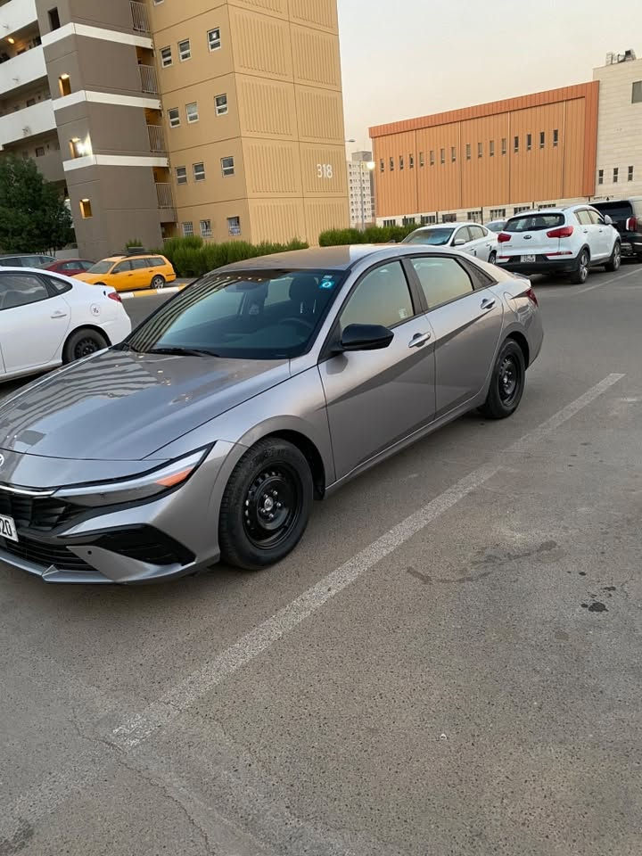 سلام عليكم الانتره موديل 2025 للبيع
حادثهه جاملغ وبنيد مبدلات اصليات  سياره كلهه بلادي حتى راديترات سيلمات فقط جاملغ وبنيد مبدلات حادثهه سطحي صور الحادث موجودات بلمنشور.
موصفات سياره بصمه تشغيل عن بعد رادارات 360
نقاط عميا وباقي مواصفات  هوايي بيهه    سياره موصفات sel sport
مكينه 2000cc
سياره باسمي البارحه رقمتهه دخول جديد صاله سبوعين 
اللون سلفر شمباني 
ايرباك دركه فقط وراجع سستم 
ماشيه 21 الف بعدهي ع ممشى امريكا 
للاستفسار الاتصال ***********
السعر 163 وبيهه مجال قليل
