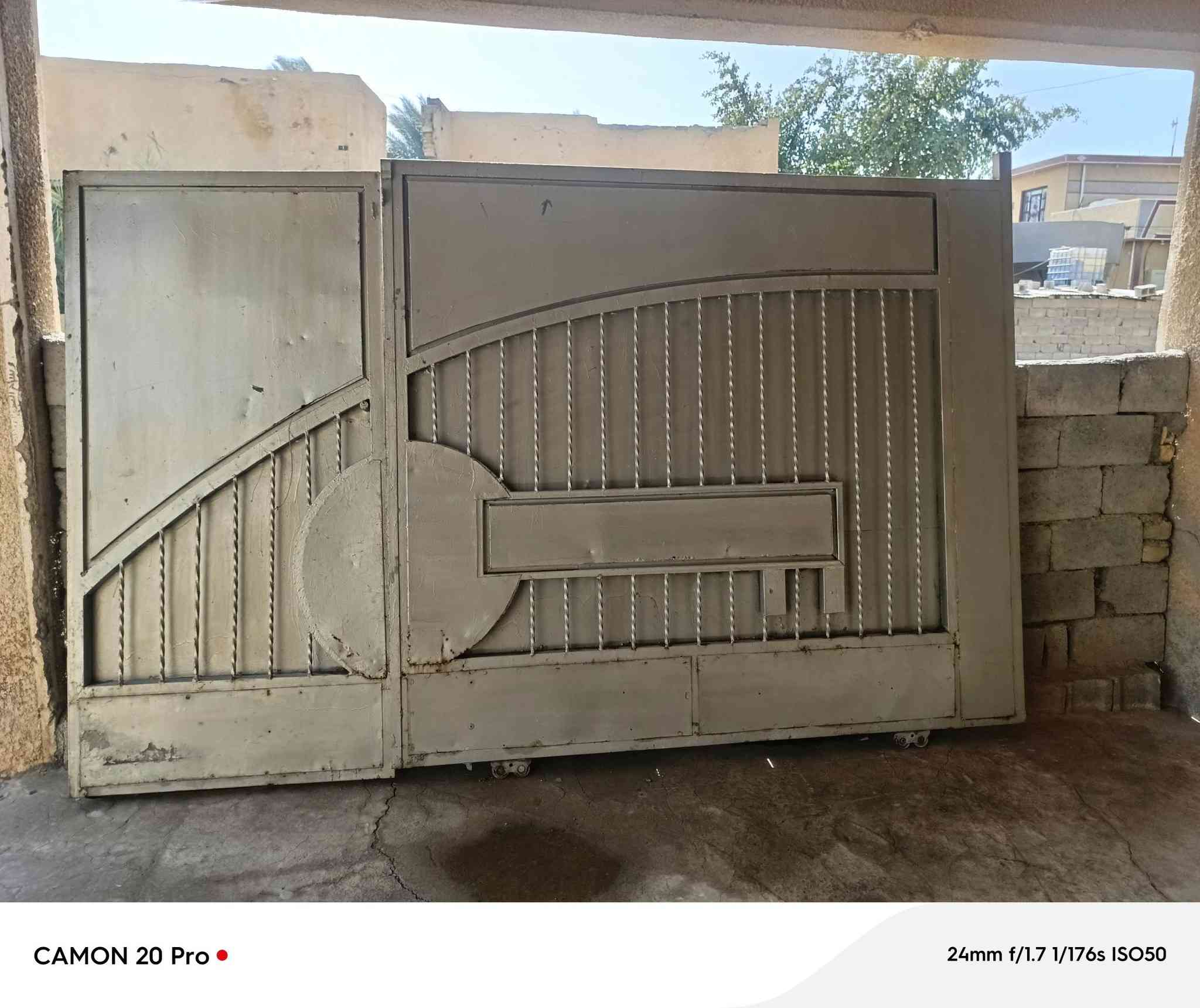 السلام عليكم ورحمه الله وبركاته باب سلايت عرظ ٣وثلانين وارتفاع ٢متر بس نقص السجه فقط تفصال بسمايه قريه 10///***********
