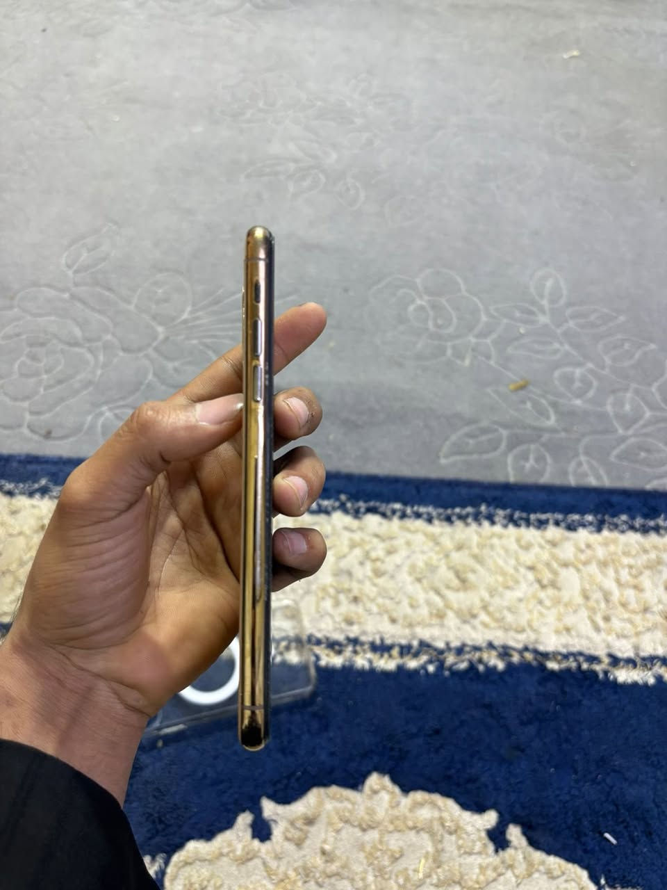 ايفون 11برو ماكس ذاكره 256 بدل شاشه تفسيخ و بطاريه اصليه و فيس إيدي متوقف مكاني بغداد رقم ***********
