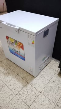 ثلاجة • للبيع