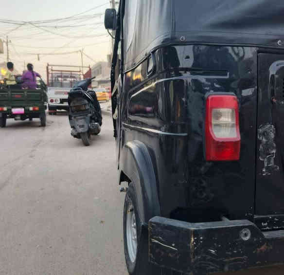 نعيد النشر بسبب الوعود الكاذبه 😏سلام عليكم تكتك للبيع رقم وسنويه بغداد ٢٠٢٢/٨/٨ بيه صفحه مرشوشه وبيه لغد بارد والباقي كفاله عامه حته دوسه بلاديه لاخياس ولاشي مكينه اكفله كفاله عامه عده التفيلس /مكانه حي النصر/ رقم. *********** سعره ٨. وربع وبيه مجال
