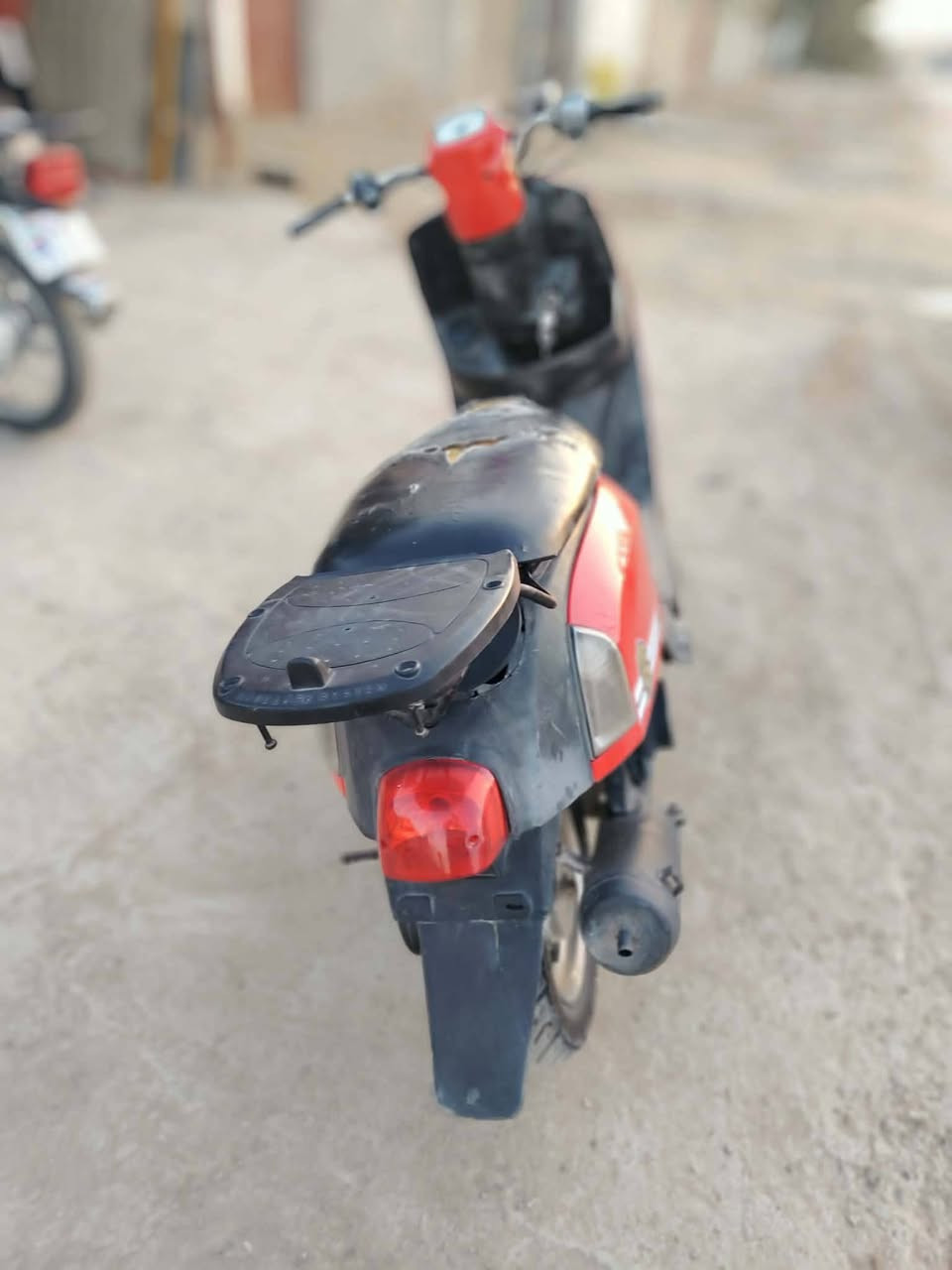 سلام عليكم دراجة بوليس البيع السعر 400اوبيه مجال الرقم ***********
