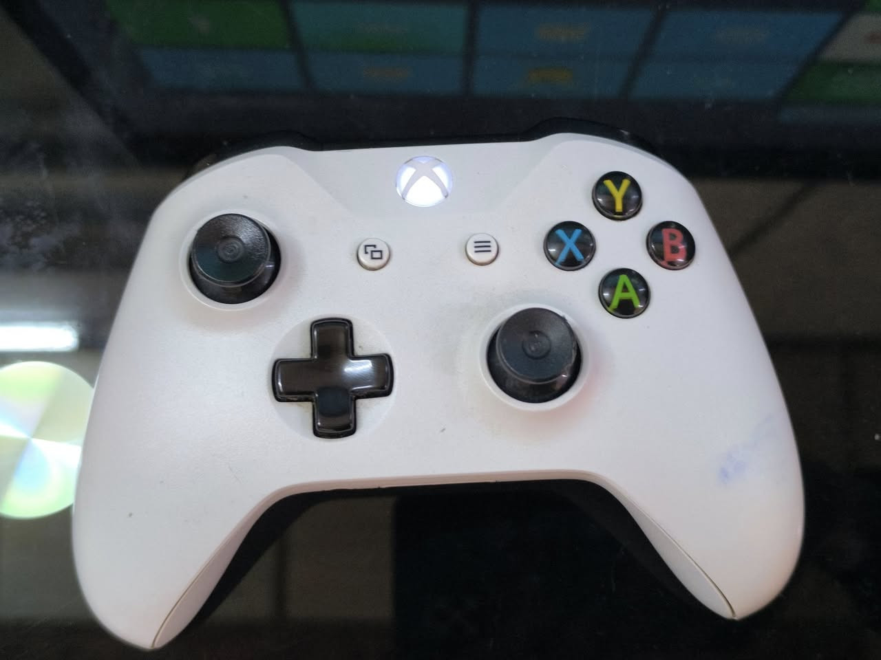 اكس بوكس ون اس لوك ستيكر نضيف كلش والنضافه كدامك بصوره بيها حوالي ١٠ العاب ويجي وياها يدها اصليه وحده نضيفه سعرها ١٥٠ وبي مجال المكان الموصل


**إذا كنت صاحب هذا الإعلان وتريد حذفه لأي سبب، رجاءا أرسل رسالة إلى الدعم الفني**