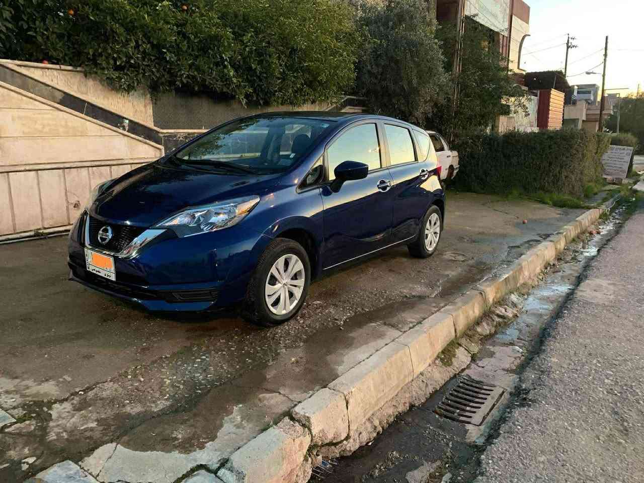 فيرسا 2019 رقم نينوى 
ماشية 69 الف ميل 
تبديل وصبغ الجاملغ اليسار الامامي بدون معجون
وصبغ شبر بين الباب الخلفي والجاملغ الخلفي
بدون دواخل 
وجميع الايربكات سليمة 
رقم نينوى
للاستفسار اكثر يرجى الاتصال على الرقم ***********
