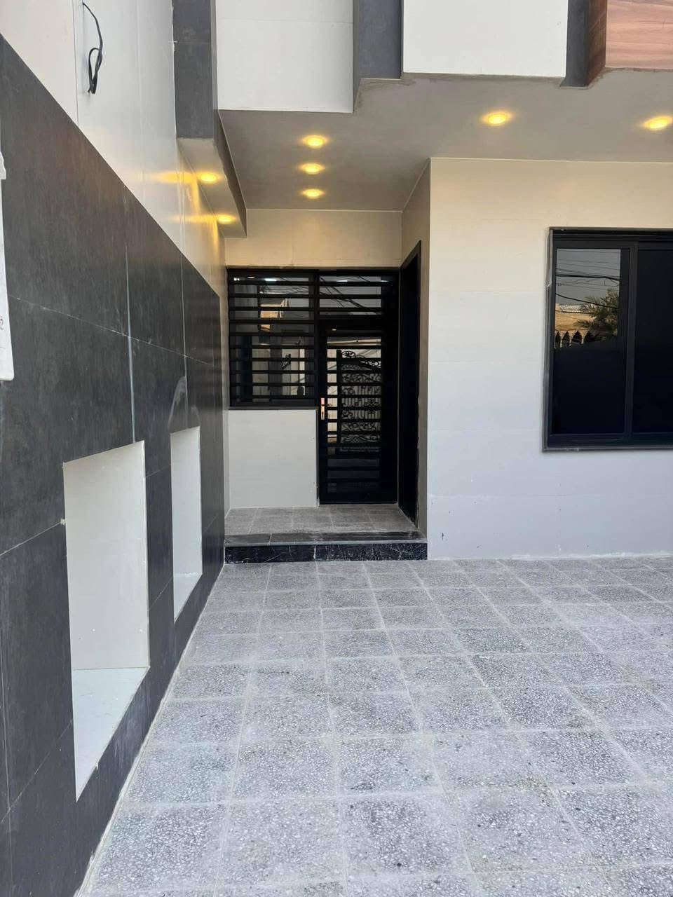 دار 150 متر للبيع

جبهه 6 نزال 25  

يحتوي 4 نوم 3 صحيات كراج سياره وحديقه خارجيه وشلال داخلي 

الموقع/ حي الجهاد الضباط الفرع الاول مجاور شقق  حي صدام

للاستفسار 

***********

***********
