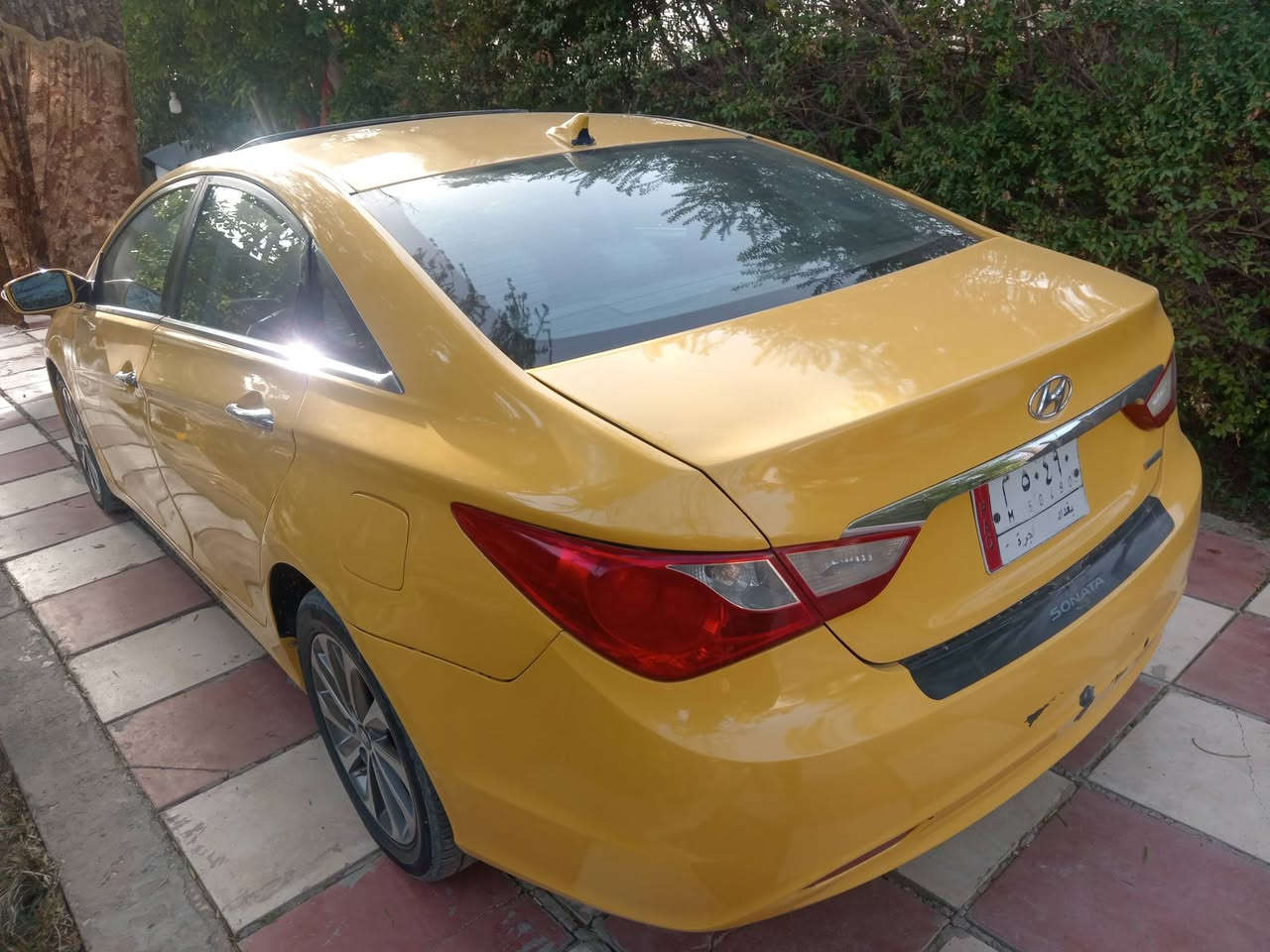 السلام عليكم

سوناتا 2011 امريكيه حادثها جاملغ خلفي رقم بغداد بسمي السياره فول ما يحتاج اشرح كامله ما عايزه اي شي محرك كير مكفولات حديديه جديد تخم دسكات ب95 وبيها مجال بسيط مكان حله ***********
