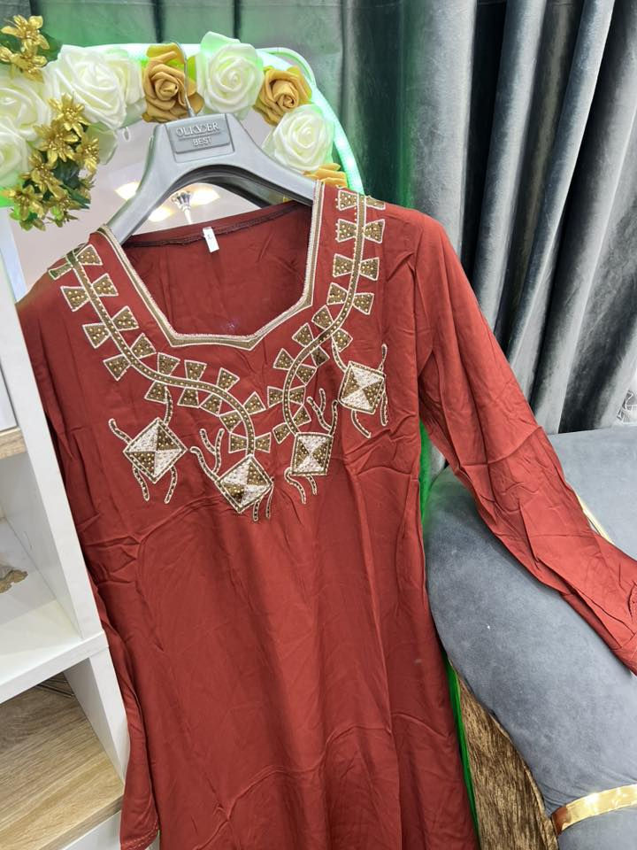 توصيل الف دينار داخل الرطبه  ويوجد توصيل لكافه المحافظات
تراك 4 قطع ب10 الف 
دشداشه او مخور ب10 فقط


**إذا كنت صاحب هذا الإعلان وتريد حذفه لأي سبب، رجاءا أرسل رسالة إلى الدعم الفني**