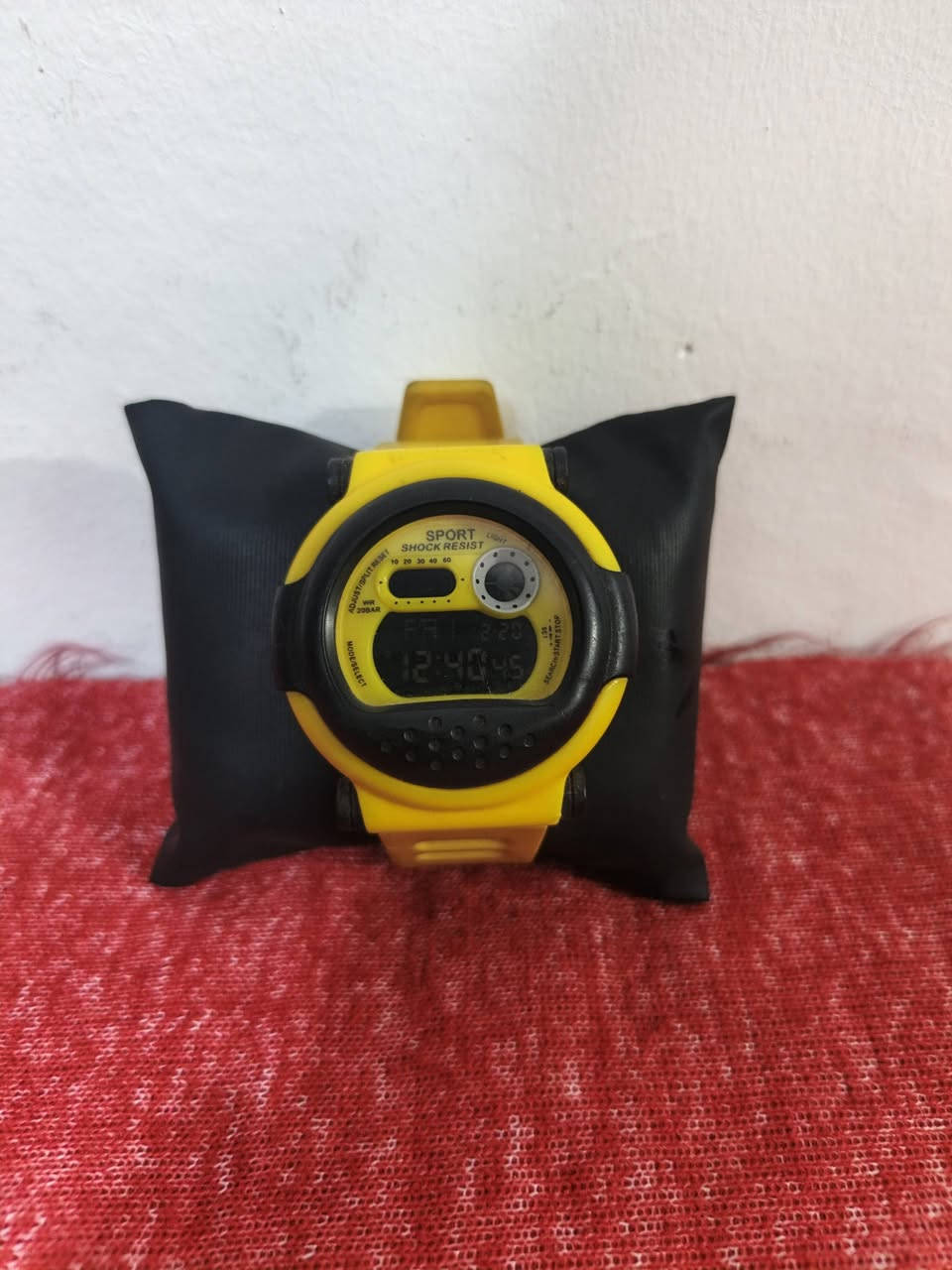 ساعات باله اي قطعه 10 كلهن شغالات بيهن جي شوك


**إذا كنت صاحب هذا الإعلان وتريد حذفه لأي سبب، رجاءا أرسل رسالة إلى الدعم الفني**