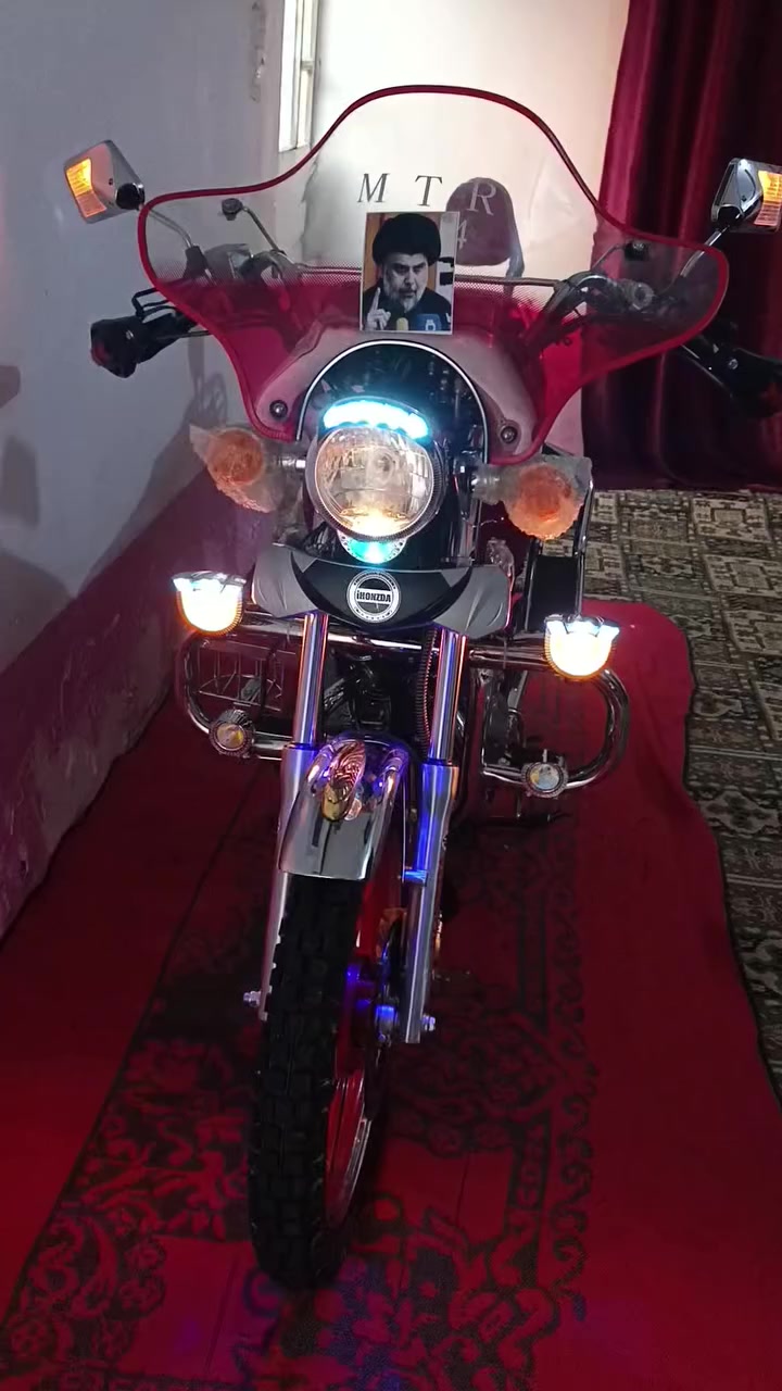 السلام عليكم شباب دراجه للبيع جونده دبل بلك صارله شهرين طالعه من الوكيل موديل 2022 كله شغاله الخطه مال التيار ما ممسوحه جديده بمعنى الكلمه  مستعجل على بيعته اول تبديلت دهن اله اوراق اصولي الشراي بي خير ويدلل مكاني حله ابو غرق هذا رقمي ***********
