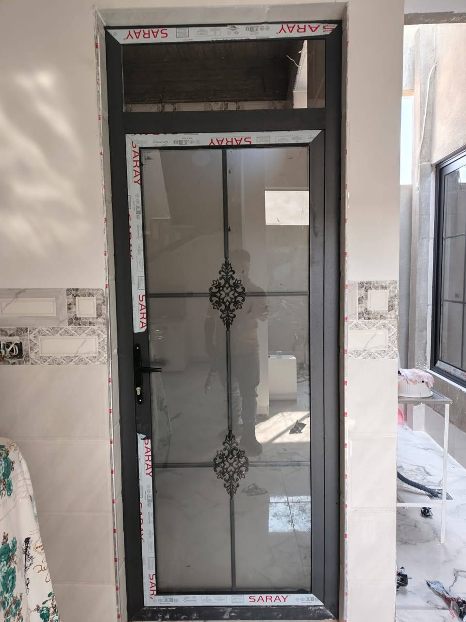 لي كافت انواع البواب ول شبابيك الامنيوم انسب السعار ***********
