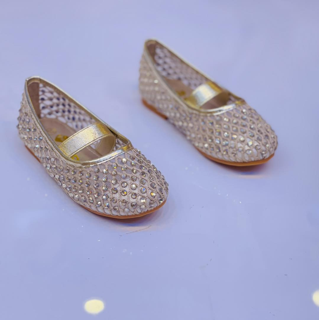 جديد الرفيف للاحذية
حذاء طفله
القياسات 25-26-27-28-29-30
يتوفر توصيل 🚚 
كوت شارع الهورة مجمع ابن فنجان 
للحجز والاستفسار مراسلة البيج 
#واسط #كوت #الهوره_كوت #الهوره_واسط


**إذا كنت صاحب هذا الإعلان وتريد حذفه لأي سبب، رجاءا أرسل رسالة إلى الدعم الفني**