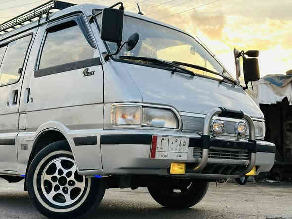 السلام عليكم كيا بسته موديل 1993 
السياره معمره تعمير يخبل ومرتب وما ناقصها برغي 
مصفره هيئه وغرامات تحويل تريد او وكاله سياره مال جناي نضيفه ومتعوب عليها ومصروف عليها هواي الله شاهد 
وبالحقيقه احلى من صور والسوك كلشي بي وكلشي بسعره 
السعر 60 وبيها مجال للشراي الطيبين-***********
