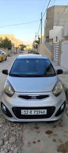 السلام عليكم
كيا بيكانتو موديل 12 

لون رصاصي المرغوب 

محرك 13 كير عادي 

كير محرك شرط

تبريد تدفئة كل شغال 

هزة ورقم جديد سيارة مابيها نقص 
سعر 67
***********
