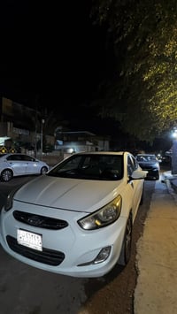 اكسنت 2015 خليجي بدون صبغ  مكينة 1600 دوش السيارة ماشية 124 حقيقي  الس...