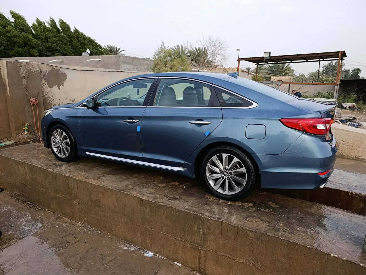 سوناتا 2015 هزه جديده رقم جديد السياره نضيفه ماشيه 114 جاملغ مبدل الامامي شويه صبغ بالباب والبنيد  نضيفه السياره 
سبورت بصمه  فول ماعدا الفتحه 
***********
