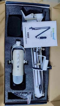 مايكروفون عدد 2 غير مستخدم  ابيع شلع الي يريدهن يتفضل خاص ويدلل او يتص...