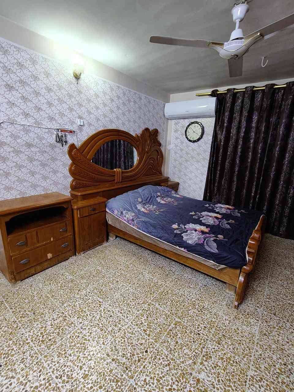 غرفه نوم للبيع غرفة نضيفه ومامتعوبه
السعر خاص.


**إذا كنت صاحب هذا الإعلان وتريد حذفه لأي سبب، رجاءا أرسل رسالة إلى الدعم الفني**