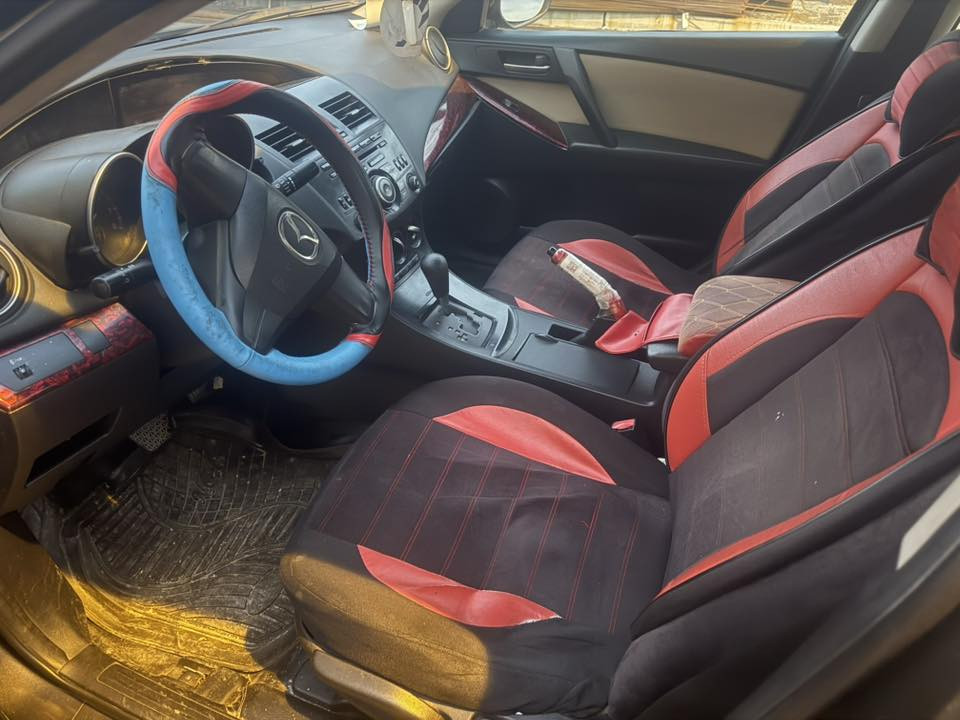 ما زداي  سي موديل. ٢٠١٣  يه ك با رجه  بوياخ  
سه نه وي تا ٢٠٣٠ تازه يه سعر ي ٩٣ معا مه له 
***********
***********
