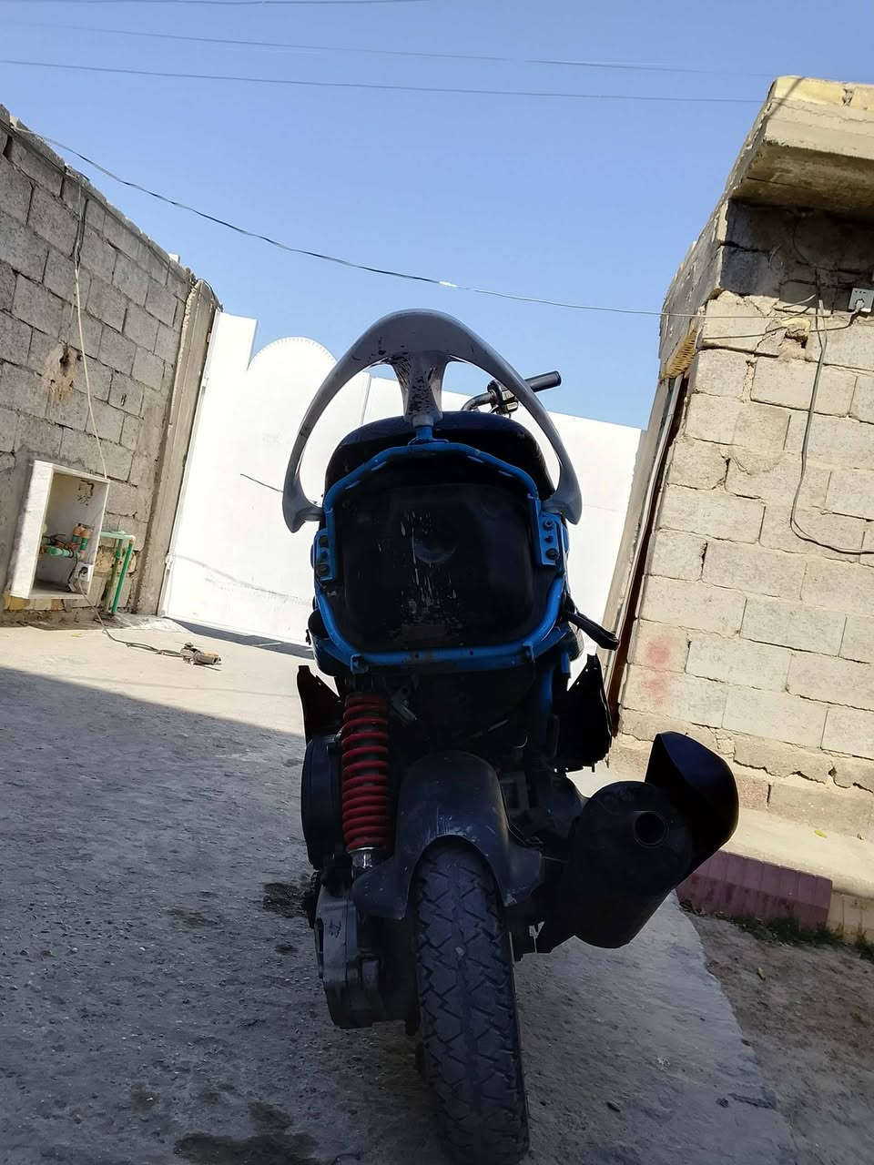 ماكس عدله للبيع مكينه 55
الدراجه يرادلها حفر براغي الكور وهندر فقط شغاله شلعه معدل مكاني بغداد الدوره 
سعر 350وبيها مجال حک جيتک هـ***********
