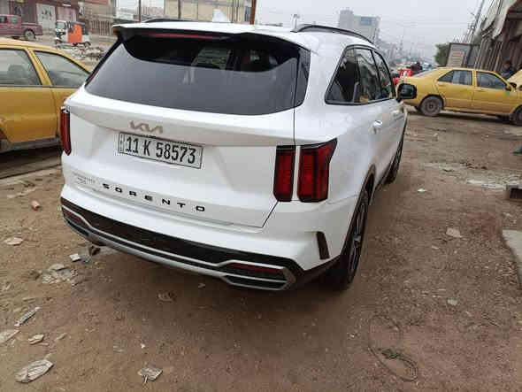 بسم الله الرحمن الرحيم سورنتو للبيع موديل 23 معمره بعمان بيهه اربع قطع بدون دواخل  عنوان بغداد رقم الهاتف ***********بي واتساب
