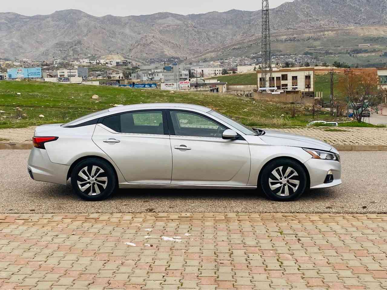 السلام عليكم 
للبيع نيسان التيما موديل 2020
رقم اربيل تريد تحويل وكاله حاضرين
سعر  118 ورقه 
ملاحضه عليها 10 ورقه غرامات مرور ينزل من سعرها 
رقم سنويه فحص وهزه كله جديد
مكينه وكير وتبريد كله بشرط وين ماتريد افحص
محرك اربعه سلندر تنفس طبيعي المرغوب
مواصفات S معروفه
رادار امامي وخلفي شغال شرط
بصمه 
ابواب بصمه 
صندوق بصمه
تحديد سرعه
تشغيل عن بعد 
شاشه وكاميرا
ماشيه 90 ميل
وبعد بيها مواصفات 
ملاحضه حادث سيارا بمريكه كلش خفيف هنا بلعراق صار بي طخاط خفيفه وصار بيها 6 قطع صبغ بدون دواخل
رقم شاصي موجود مع صور شوف حادث يطلع الاستفسار اكثر على خاص او واتساب عندي فيديو مصور سيارا كامله كلشي واضح بيها شراي يجي خاص ادزله 
سيارا احلى من صور سيارا نظيفه ما بيها لاشخوط ولاتعديل ما بيها مصرف حجر كزوز بشرط
ارباكات سستم وضع شركه 👍👍
هاتف اسيا *********** واتساب
هاتف كورك *********** واتساب
هاتف كورك *********** واتساب
عنوان سياره قضاء عقرة بعيده عن اربيل وموصل ساعه دهوك, العراق
