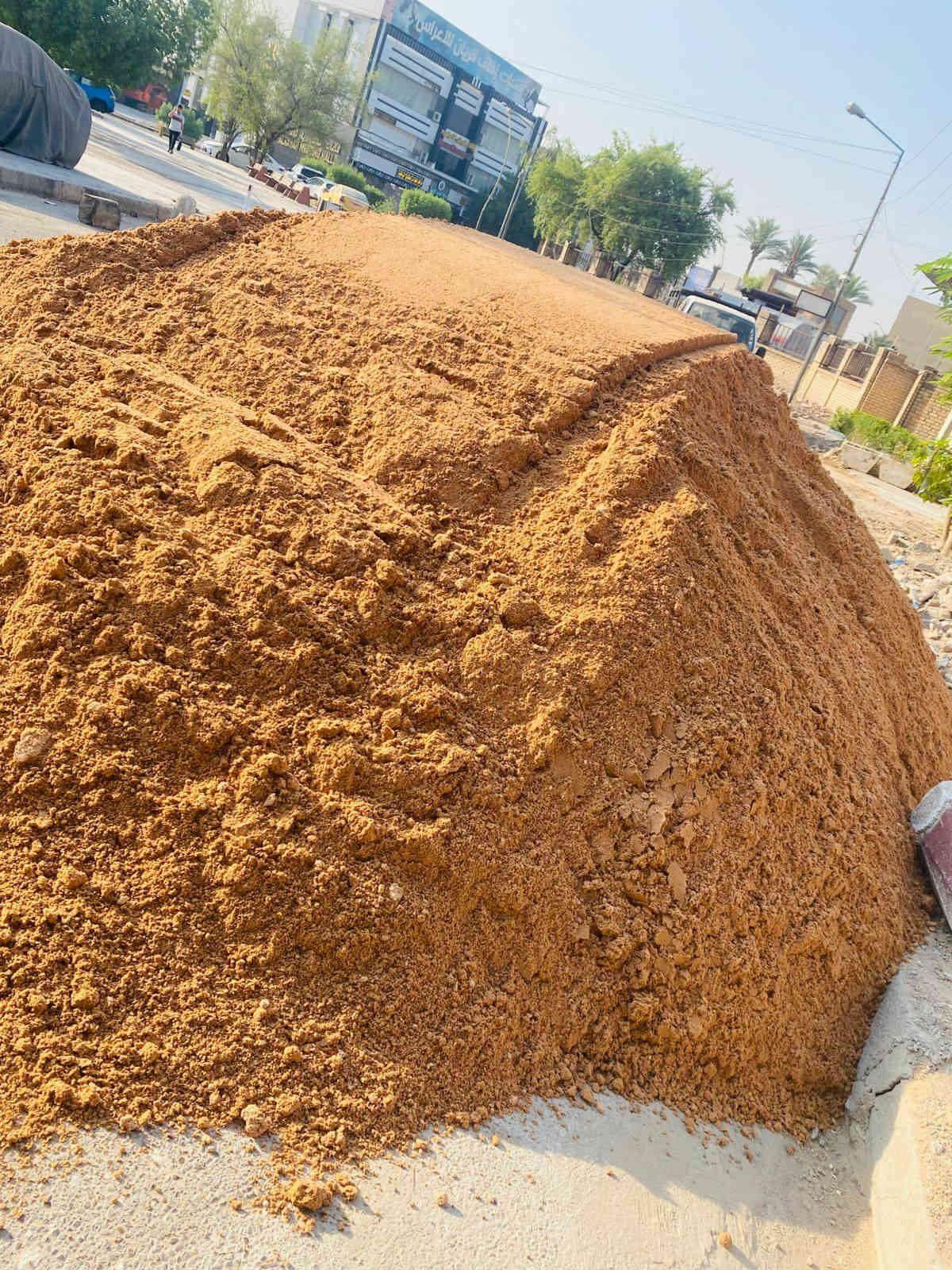 سلام عليكم تجهيز المواد البناء وبسعار مناسبه رمل بكافة أنواعه حصو بكافة أنواعه سبيس درجه اولى جلمود ناعم وخشن جص الكرمه طابوك درجه اولى لتواصل اتصل على الرقم *********** يوجد وات ساب 
ملاحظه يوجد لدينا راجع معامل وقشط شوارع
