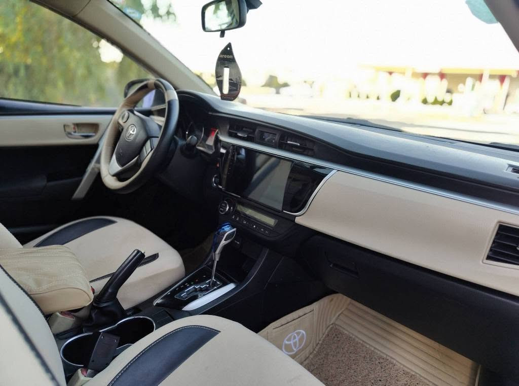 Toyota Corolla  GLi
تۆیۆتا کرۆلا 
مۆدیل 2014 
شەریکە جیهان 
مواسەفات GLi 
ڕەقەم و سەنەوی تازەیە هەتا  2029 
بەناوی خۆمانەوەیە بەشەرتی تەحویل 
گێڕ و مەکینە و ئەکسلی نەکراوەتەوە بڕغوی لێ بانەدراوە  بەشەرت و بێعەیب و زۆر مەزبوتە لەسەر بیلاد ماوەتەوە 
مەکینە 1.8 
گێڕی ئۆتۆماتیک و عادی 
مواسەفاتی :
-  ناو زەرد بیلاد
- بەصمە 
- شاشە و کامیرە 
- حاسە 
- سوکان ڤۆڵیۆم 

 سۆنەری دانراوە تەنها دوو بست سبوغی هەیە لە دۆسەی سایەق و تەواو تایەکانی تازەیەو تەقەو ڕەقەی بەشەرت زۆر تونوتۆڵ و مەزبوتە 
سعر135$ وەرەقەو مەجالێکی کەم 
 Viber & Whats app 
***********
*********** شمشمل, السليمانية
