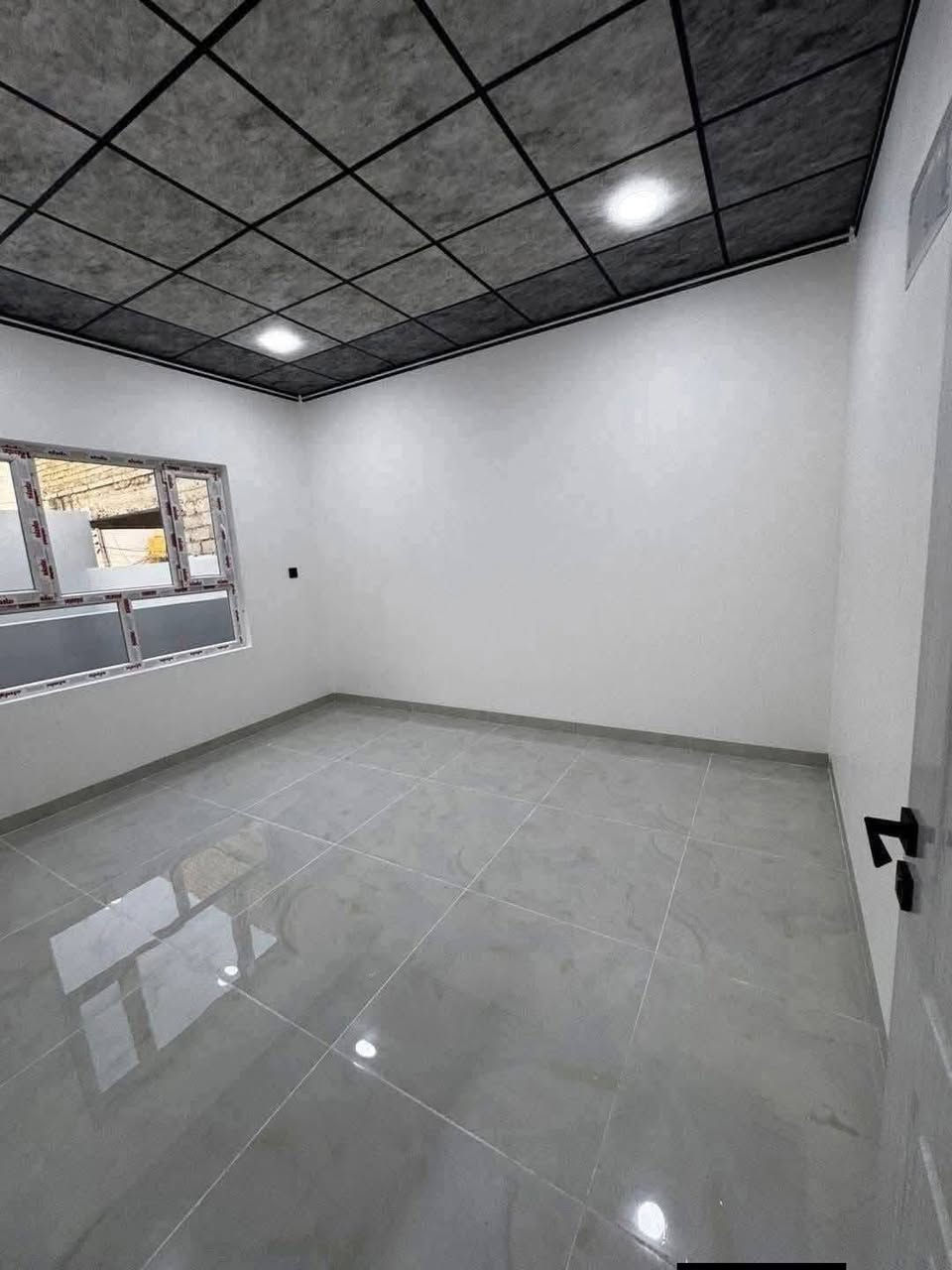 للبيع للبيع
دار في حي البكر قرب مدرسة التراث العربي المساحه 150م 

الواجهه 10م سند طابو الزهور ملك صرف تسليم فوري 

الطابق الاول غرفتين نوم وهول واستقبال وخدمات صحيه 

الطابق الثاني ثلاث غرف نوم  وهول وخدمات صحيه 

للأستفسار ع السعر وباقي التفاصيل الأتصال بل أرقام التاليه 

***********

***********

نستقبل كافة العروضات بمختلف المساحات السكني والتجاري
