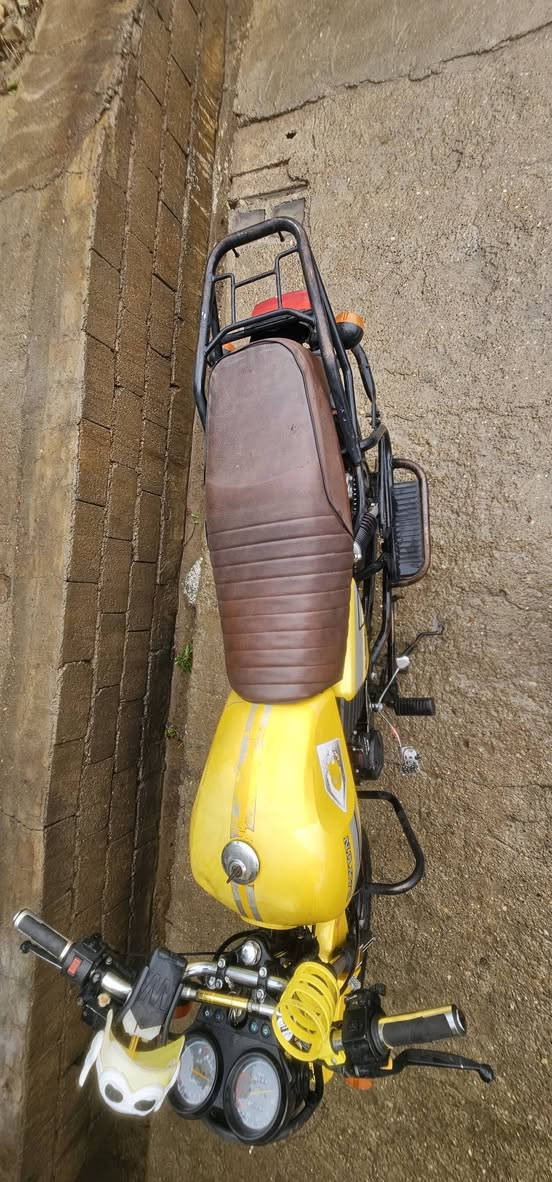 سلام عليكم
دراجة دايون للبيع 
موديل 21 
اوراق سحب 
مكان ديالى جديدة الشط 
التواصل ***********
الميعرف اسعارهن ليعلق !!
