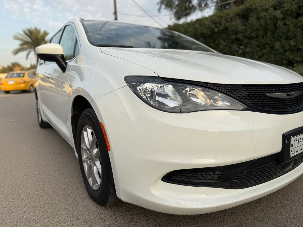 السلام عليكم من رخصت مدير الكروب
موديل 23 حادث فقط جاملغ وشادة اصلي بدون صبغ سونر بل منشور وصور الحادث بل منشور بدون دواخل السيارة بيبان كهرباء صندوك كهرباء وبيهة هواي مواصفات ميحتاج اذكرهن السيارة بدون رقم جديدة لوك السيارة الياخذهة يريد يرقم تكسي او خصوصي السعر انتصل وتدلل ماذكر السعر من ورة صعفاء النفوس ***********
