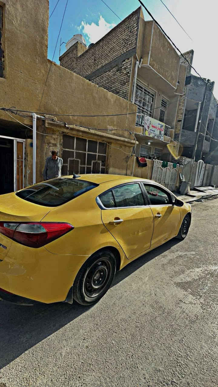 سلام عليكم فورتي موديل2014 سياره حلوه مرتبه رقم بغداد انكليزي تحويل ثاني يوم حادثهة جاملغ امامي جهة صدر فقط سعر 90 وبيهة مجال مكاني بغداد شعب للاستفسار ***********
