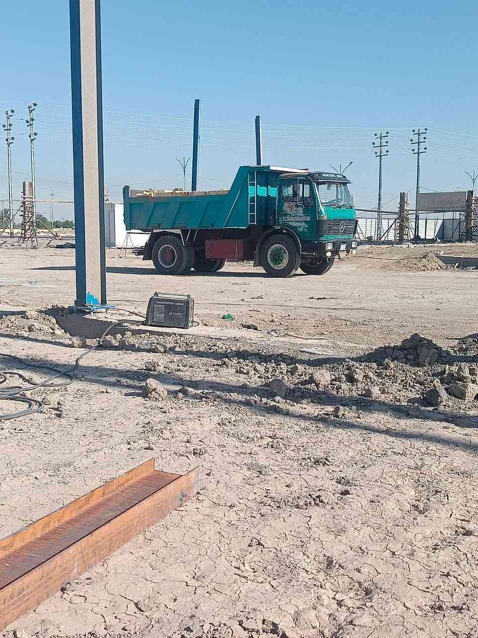 تكات للبيع الازركه موديل 76

والاخضره موديل 86 الاستفسار ***********
