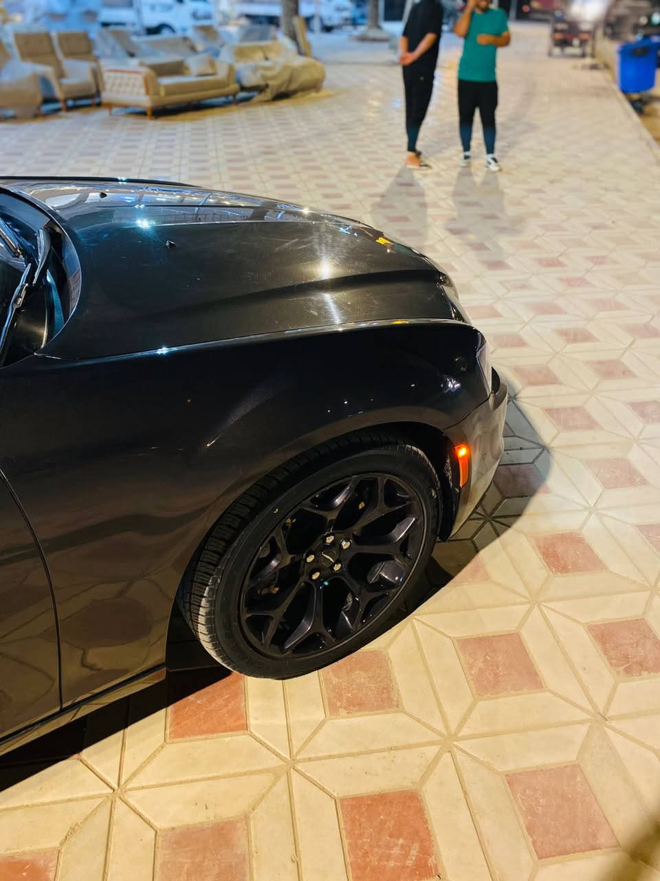 كرايسلر 300S 🤍
الموديل : 2022  . (خليجي) . 💯شركة هارلم

العداد :  20000 كيلو متر

المحرك : V6 . 3.6L .

الضمان : 3 سنوات او 60 الف كيلو متر .

السيارة اربيل تحويل مباشر

المواصفات :

الواجهة الأمامية SRT.

پانوراما .

رادار امامي مع مانع تصادم .

نقطة عمياء .

حساسات امامية .

مصابيح امامية زنون مع LED .

ويل قياس 20 أنج .

حساسات خلفية .

بردة خلفية كهربائية .

شاشه كبيرة مع نظام ملاحة نفكيشن GPS .

سستم صوت الپاين مع سماعات بريميوم .

مقصورة الركاب من الجلد الفاخر .

مقاعد أمامية كهربائية عدد 2 .

ذاكرة لحفظ وضعيات الجلوس (ميموري) .

مقاعد أمامية تبريد وتدفئة

مقاعد خلفية تدفئة .

تشغيل عن بعد .

ستيرن كهربائي

تدفئه ستيرن .

محدد سرعة .

تلفون بلوتوث .

كاميرا خلفية .

مرايا متحسسة للاضاءة العالية .

كير شفتر بالستيرن .

دخول ذكي (بصمة)

مكان السيارة النجف

تفاصيل اكثر ع خاص 🥇

***********

وتساب ***********
