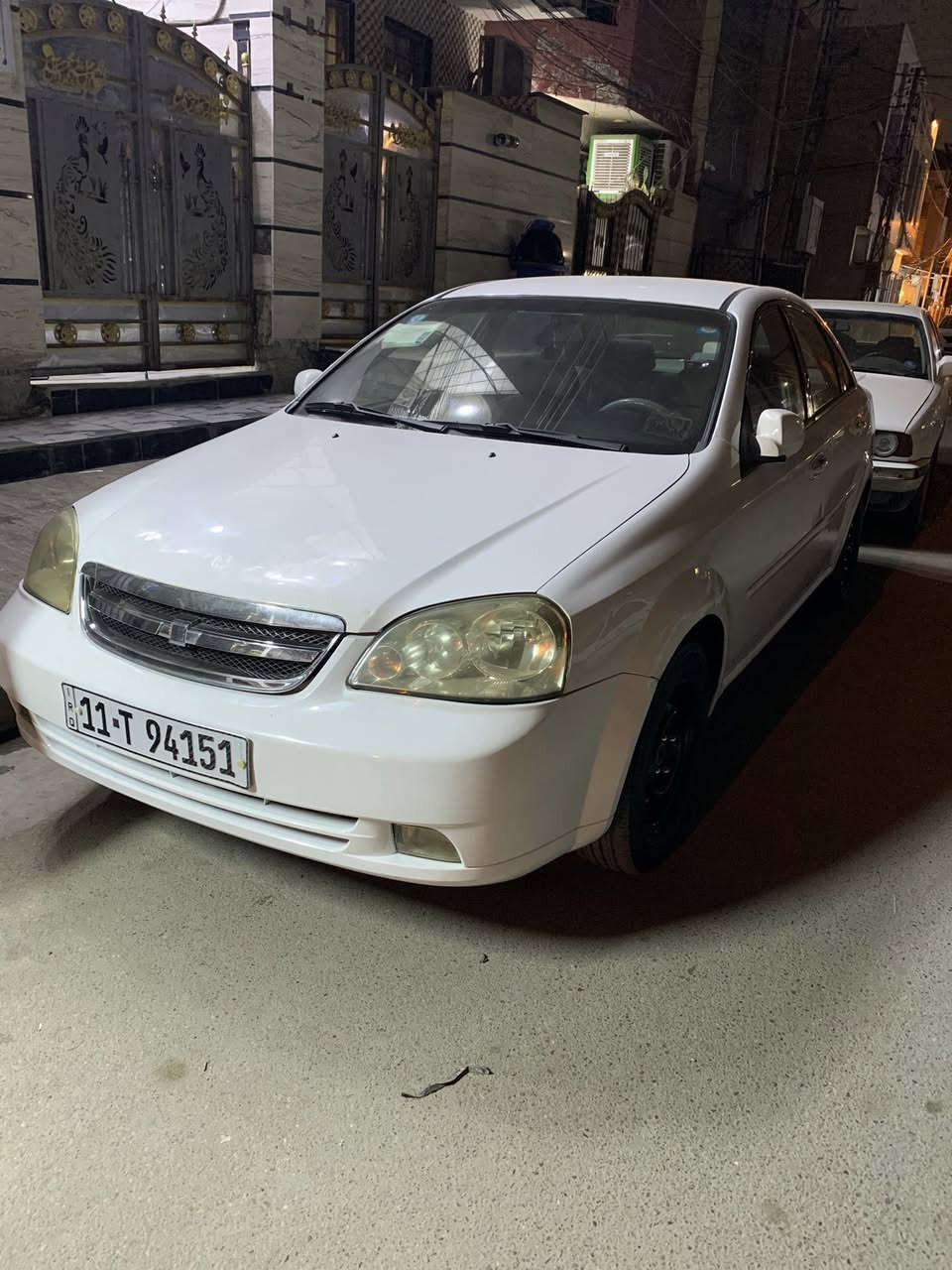 سلام عليكم اوبترا للبيع موديل 2009 السيارة مال بيت رقم بغداد سونارها موجود بالصور نقصها صدر تجي وتشوف السيارة داخل السيارة نظيف جدا اوضية مخمل 
راديتر جديد مي اخضر 
دهن مكينة جديد تبريد ثلج ذاك الصيف مسويلة ادامة كاملة 
تخم تاير جديد 
السعر 80 وبيها مجال للطيبين 
للتواصل / ***********
متواجد واتساب
