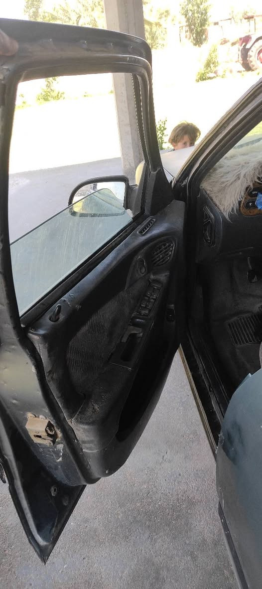 السلام عليكم من رخصت المدير الكروب اللبيع دايو سبرو موديل 95بلاديه ونضيفه لامقسوله ولا مرتبه على وضعه مكينه وكير مكفولات تخم تأير تبريد شد قايش وشحن غاز سنويه بسمي وهزا جديدا سعر 29وبيه مجال قليل مكان السياره بغداد رضوانيه الشرقيه قرب قطاع الزراعي//***********///***********
